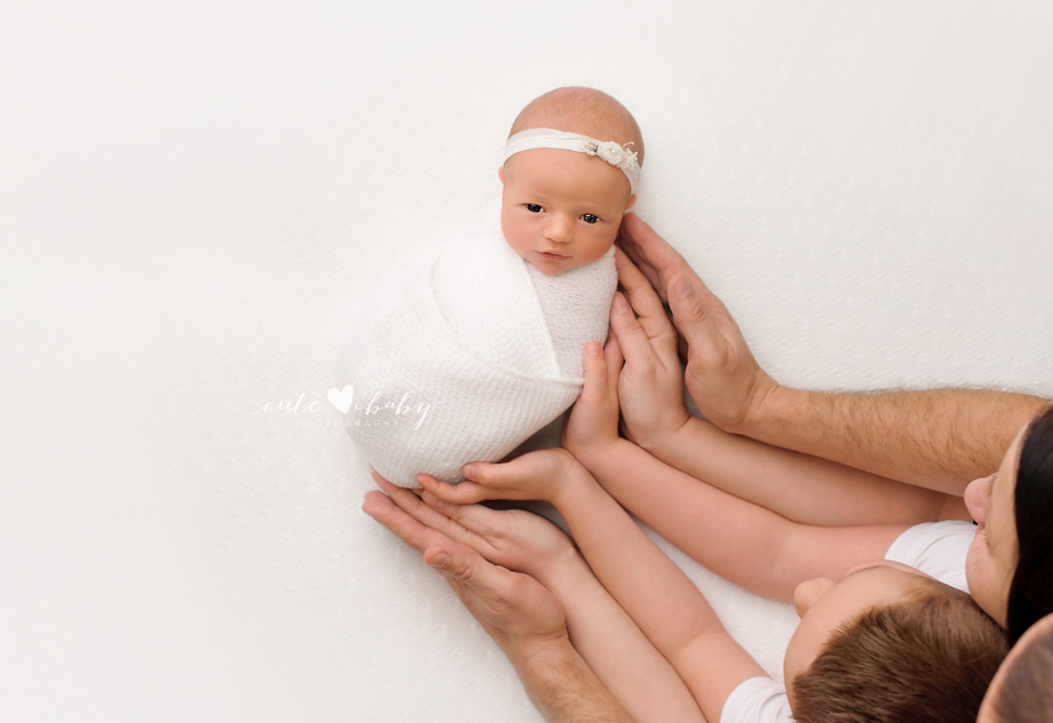 Newborn Photography Manchester, Newborn Pictures Cheshire, Newborn Photographer Hyde, Tameside baby Photos
